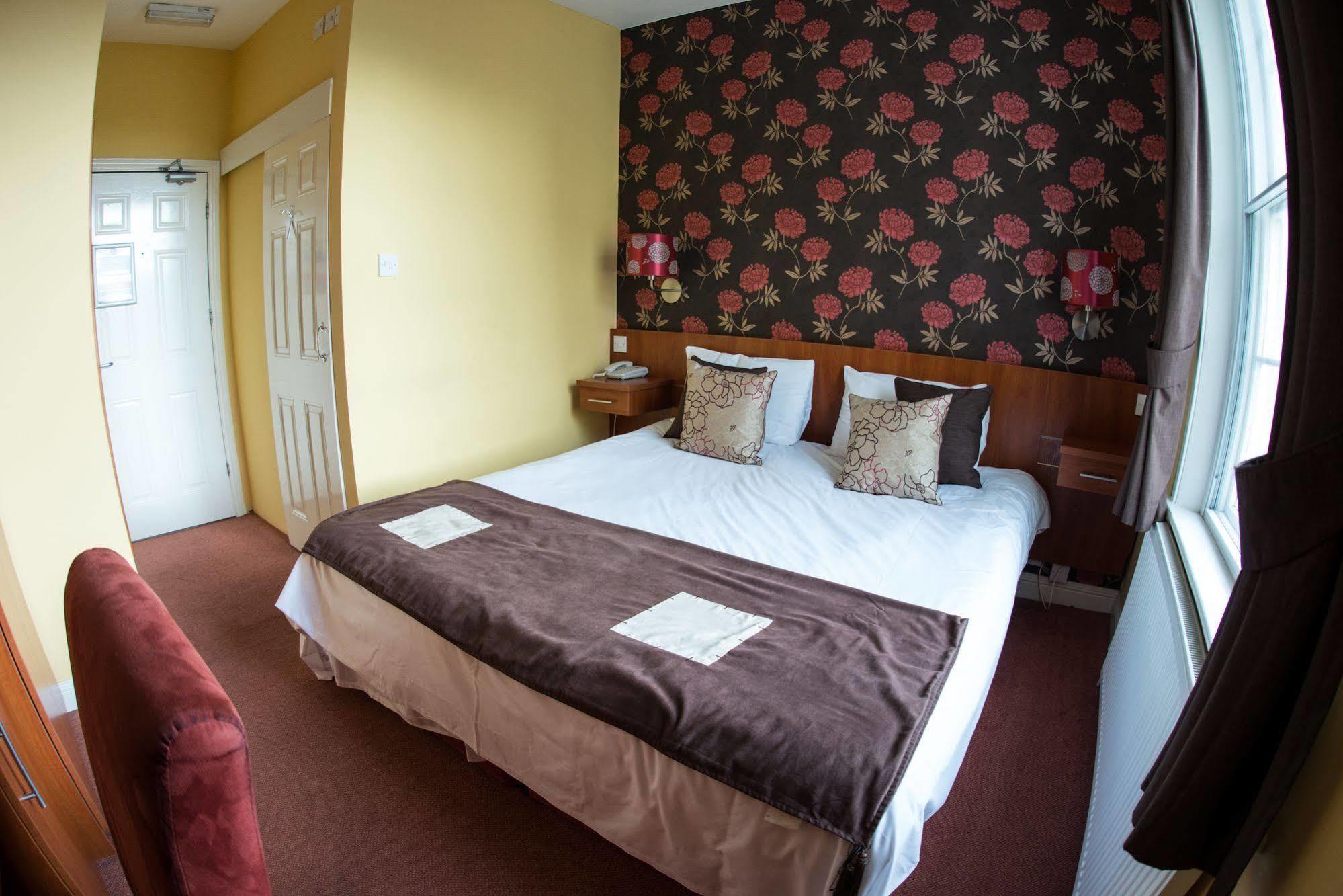 Hotel Thomas 3*